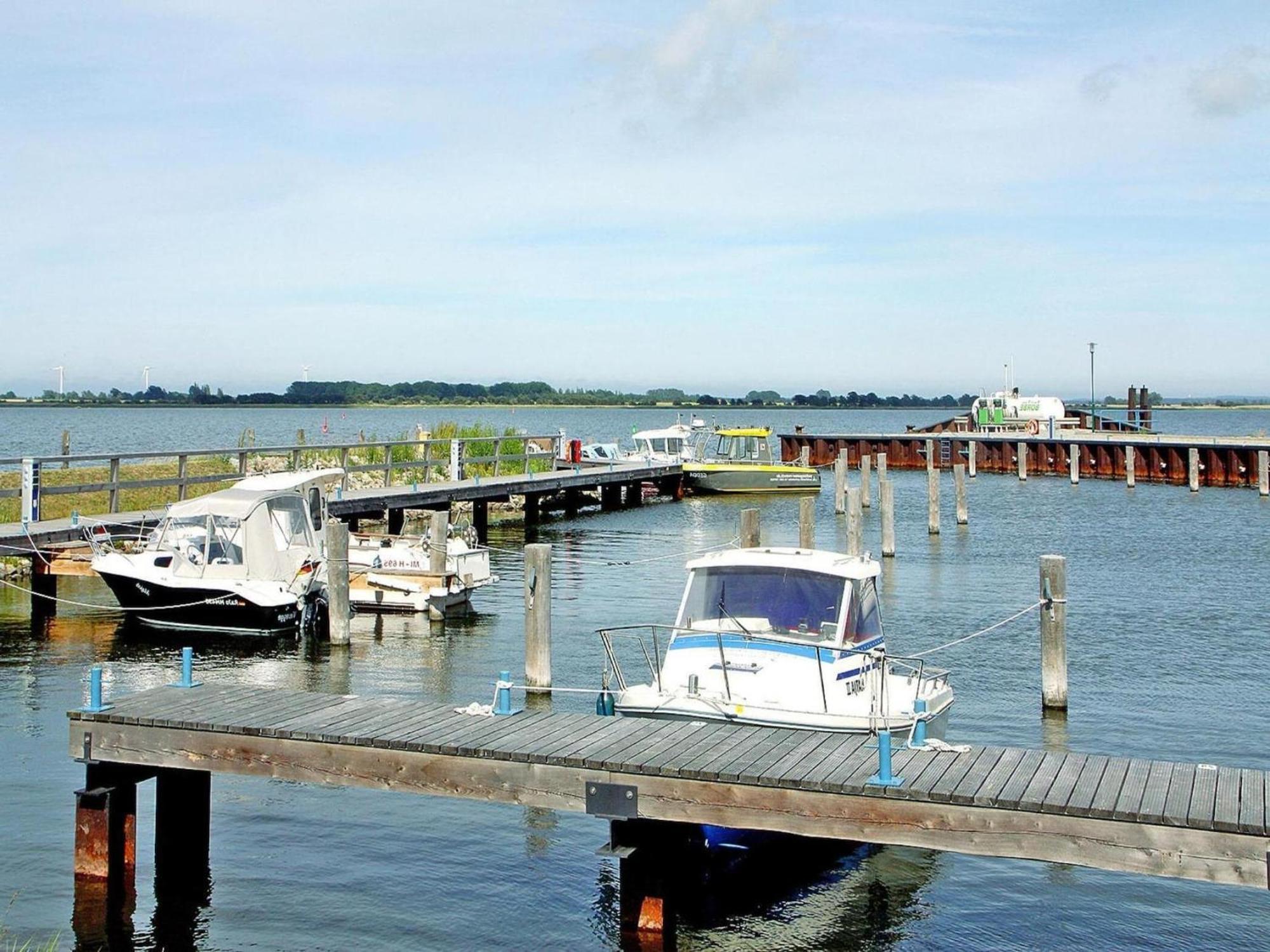 Ferienhaus Lotsenhaus Am Breetzer Bodden In Vieregge Экстерьер фото
